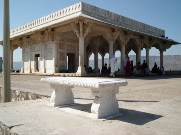 Anasagar Baradari, Ajmer, Rajasthan - Vushii.com Anasagar Baradari, Ajmer, Rajasthan - Vushii.com